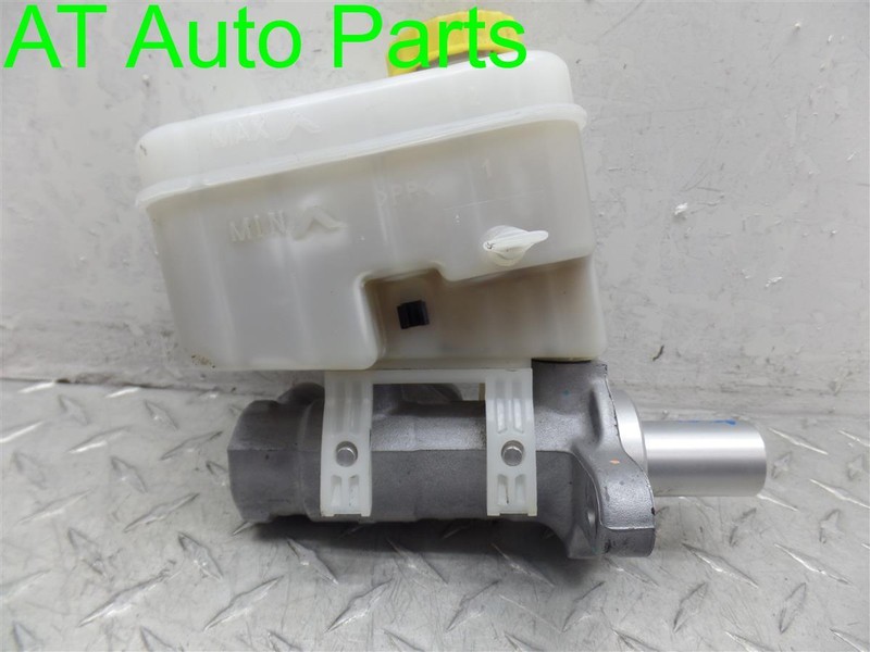 07 08 09 10 NITRO LIBERTY BRAKE MASTER CYLINDER