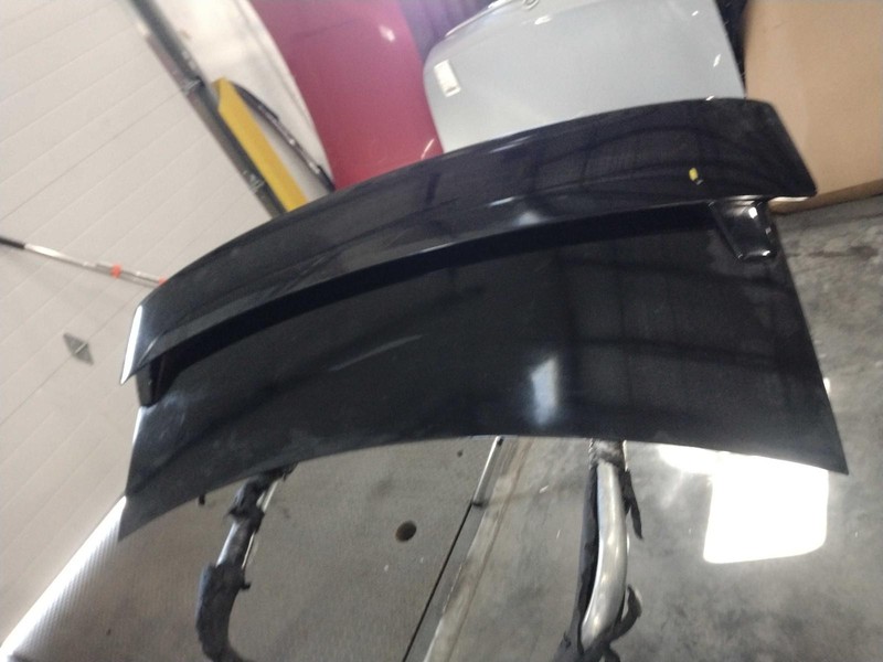 2008 Chevrolet Impala Black Deck Lid OEM Good Condition 4DR Sedan 41U
