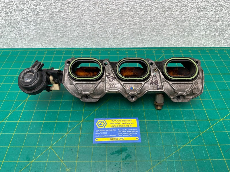 13-18 Audi A8 Quattro 3.0L ENGINE RIGHT INTAKE MANIFOLD W/ FUEL RAIL OEM