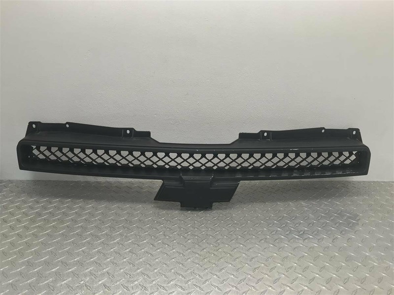 2007-2014 CHEVROLET TAHOE SUBURBAN FRONT UPPER GRILLE OEM 22830013