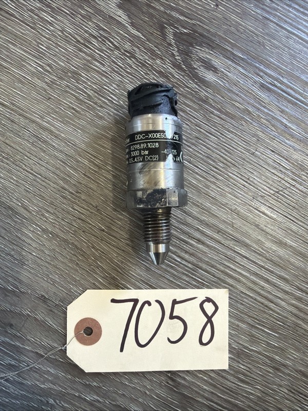 MTU 12 V4000 Pressure Sensor - P/N: X00E50207215