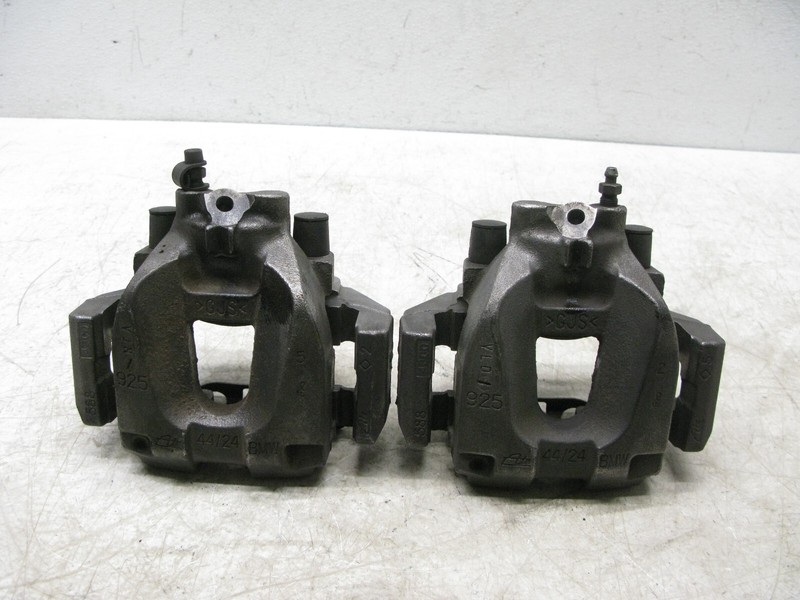 09-17 BMW F07 535i GT 740i BRAKE CALIPER PAIR SET REAR LEFT RIGHT OEM 100323