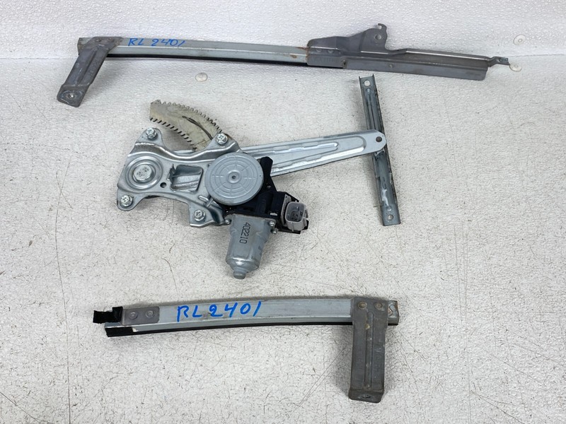⭐2011-2017 NISSAN JUKE NISMO RS REAR LEFT WINDOW REGULATOR W/ MOTOR OEM LOT2401