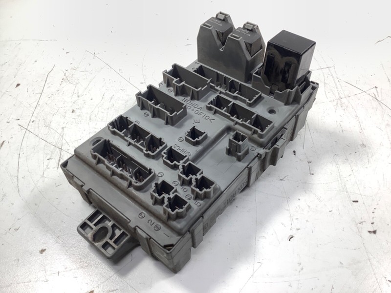 99-04 Honda Odyssey Driver Side Fuse Box Assembly 38200-S0X-A01 OEM