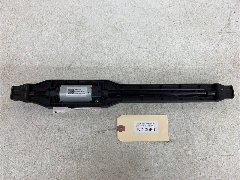 ⚡️24-25 TESLA MODEL 3 FRONT LEFT DRIVER SEAT ADJUSTMENT CONTROL MOTOR 20060 B45