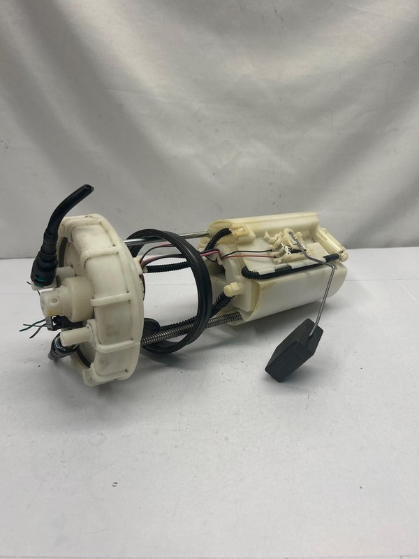 2005 Ford F150 fuel pump super cab 163 WB assembly
