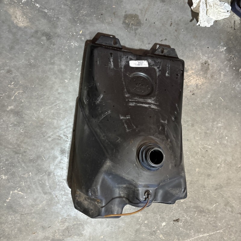 1999 SKI-DOO SUMMIT 700 Gas Tank Good