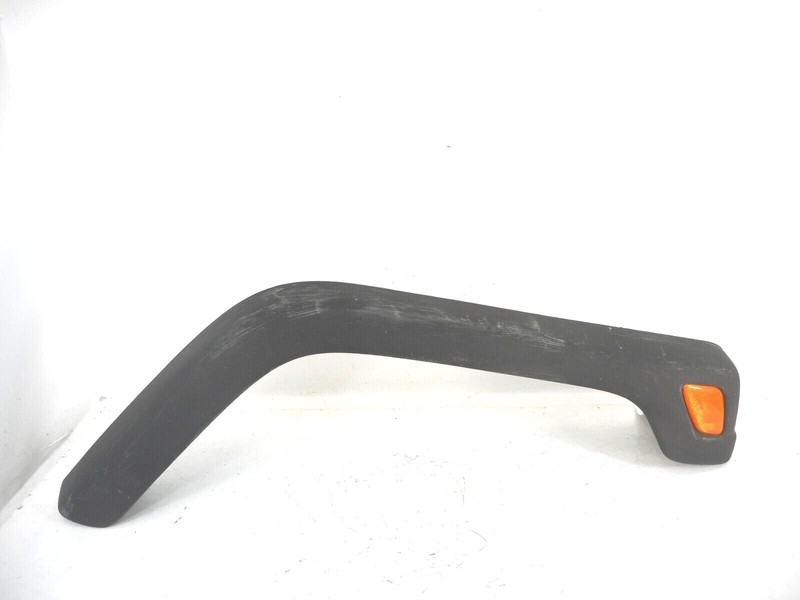 Jeep Wrangler Front Wheel Arch Flare Molding Passenger Right OEM 1997-2006