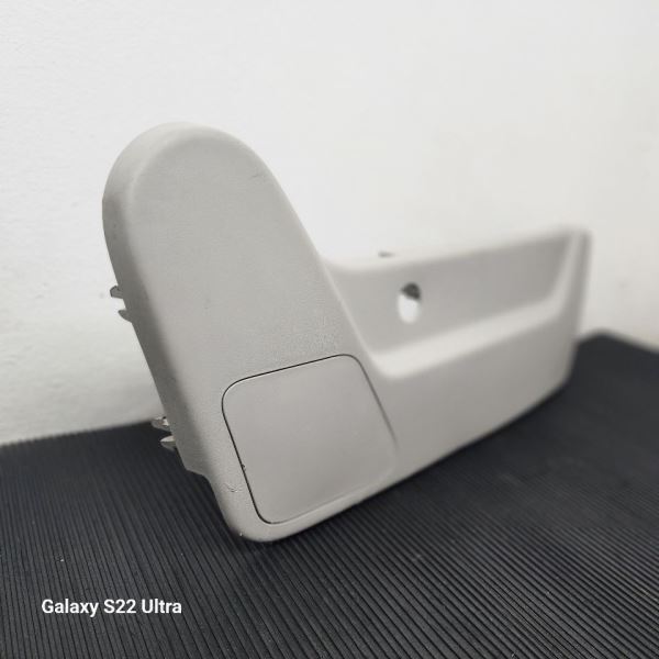 07-08 Chevrolet Silverado Front Right Side Seat Outer Trim Biege OEM 15909164