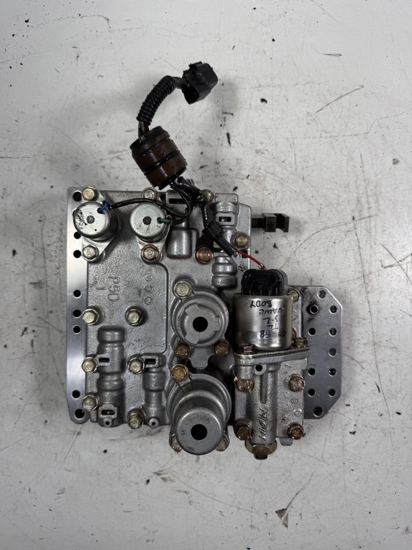 97-98 Acura TL 3.2 Transmission Valve Body 27700-P5H-000 OEM