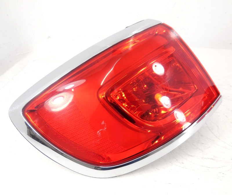 2013-2017 Buick Enclave Quarter Panel Mounted Tail Light Driver Left LH OEM