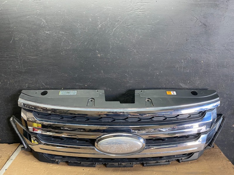 2011 2012 2013 Ford Edge Front Upper Chrome Grille Grill Oem r2307 DG