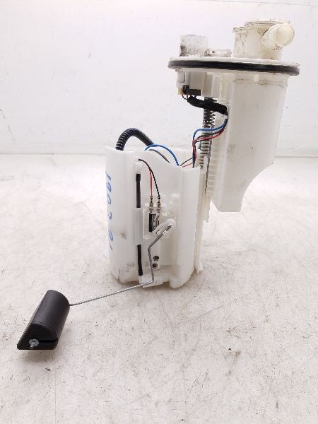 12-17 TOYOTA CAMRY 2.5L 4CYL FWD FUEL PUMP ASSEMBLY