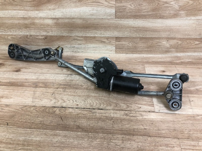 BMW E39 525 528 530 540 M5 OEM FRONT WINDSHIELD WIPER WITH MOTOR 1997-2003 2