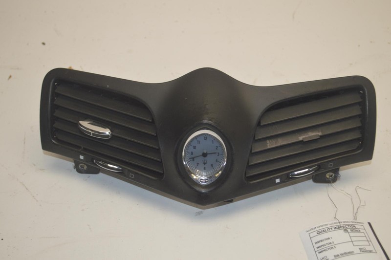 2008-2012 MASERATI GRANTURISMO DASHBOARD AIR VENT GRILL CLOCK W/ TRIM PANEL OEM