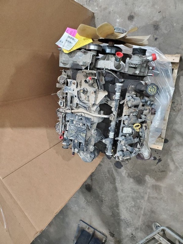 Engine 5.3L VIN T 8th Digit Fits 02 AVALANCHE 1500 309134