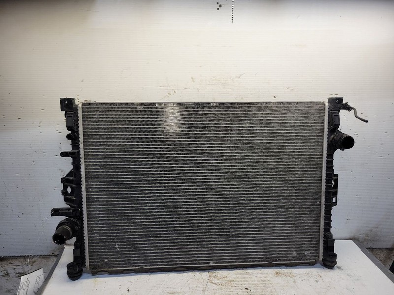 Radiator Fits 08-15 LR2 1656352