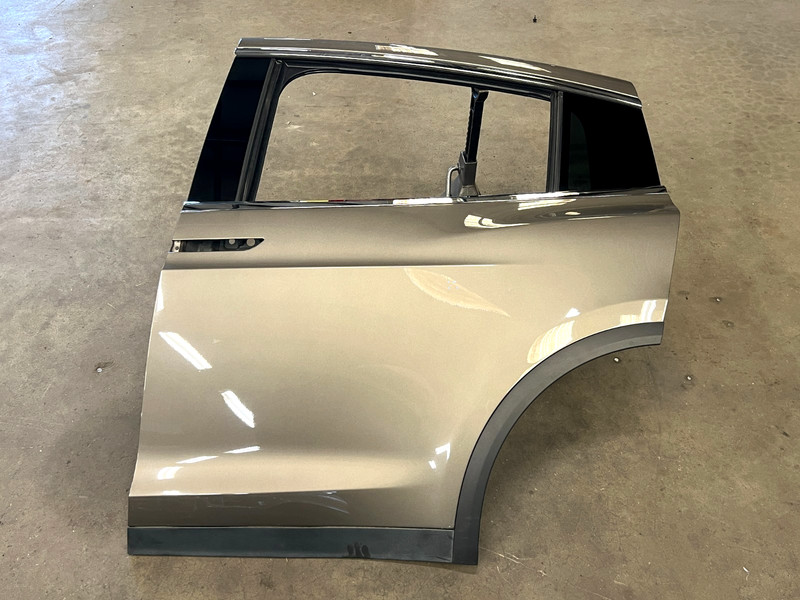 ⭐2016-2020 TESLA MODEL X REAR LEFT LH FALCON DOOR SHELL COVER PANEL OEM LOT2632
