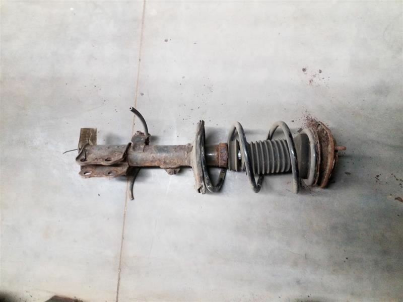 Driver Left Strut Front FWD Fits 03-08 MATRIX 138463