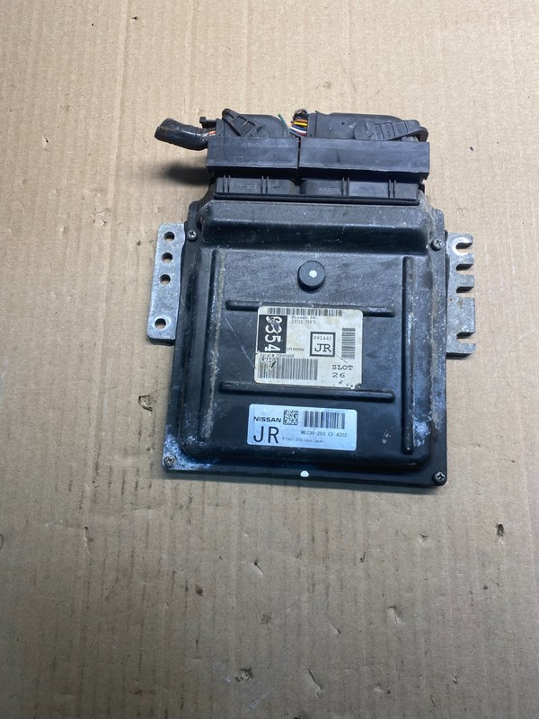 2004 Nissan Armada QX56 5.6L Engine Control Unit ECU ECM Module AC0464 DG