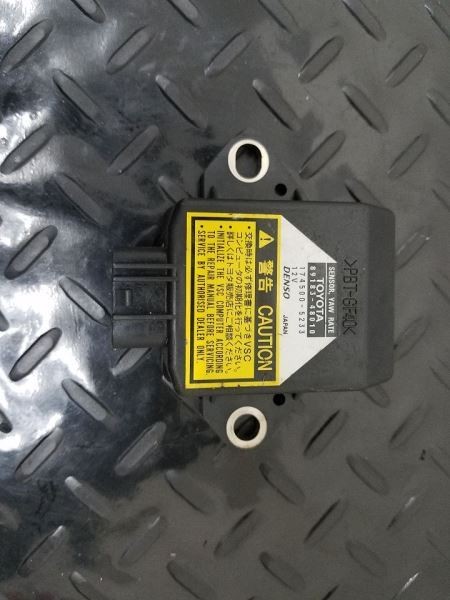 03-09 Toyota 4Runner ABS Yaw Rate Sensor Stability Control OEM 48180-48010