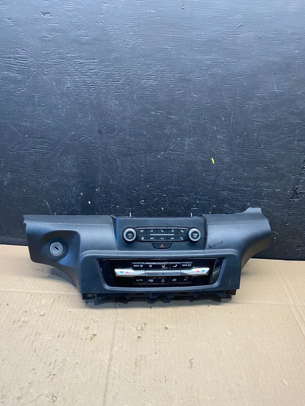 2020 to 2023 Ford Explorer Radio Climate Control Panel Trim L8986 PS