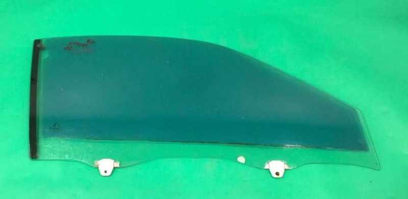 92 93 94 95 96 PRELUDE CPE PASSENGER RIGHT FRONT WINDOW DOOR GLASS OEM 3687-7