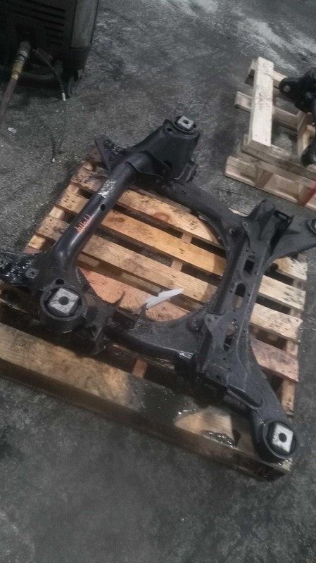 2015 AUDI Q7 Frame Crossmember OEM 7L0499030T 128K Grey 4WD 6 Month Warranty