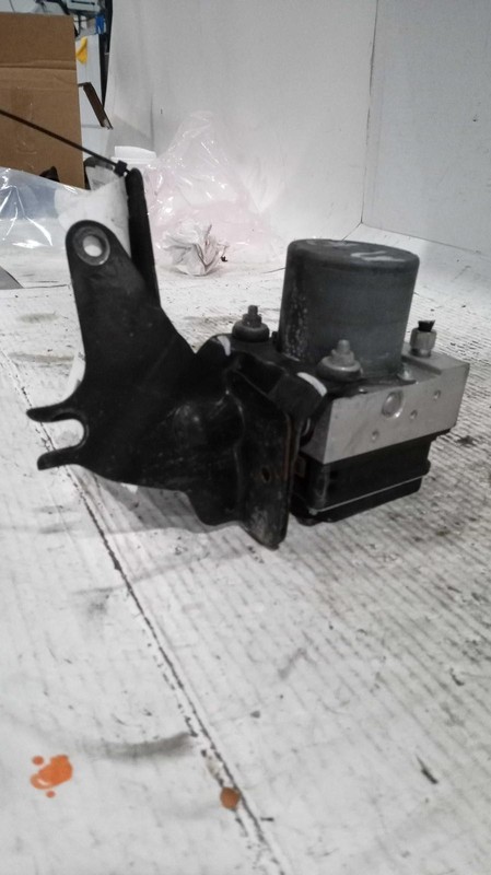 Used ABS Pump and Motor Assembly fits: 2012 Nissan Maxima Pump AT CVT w/paddle s