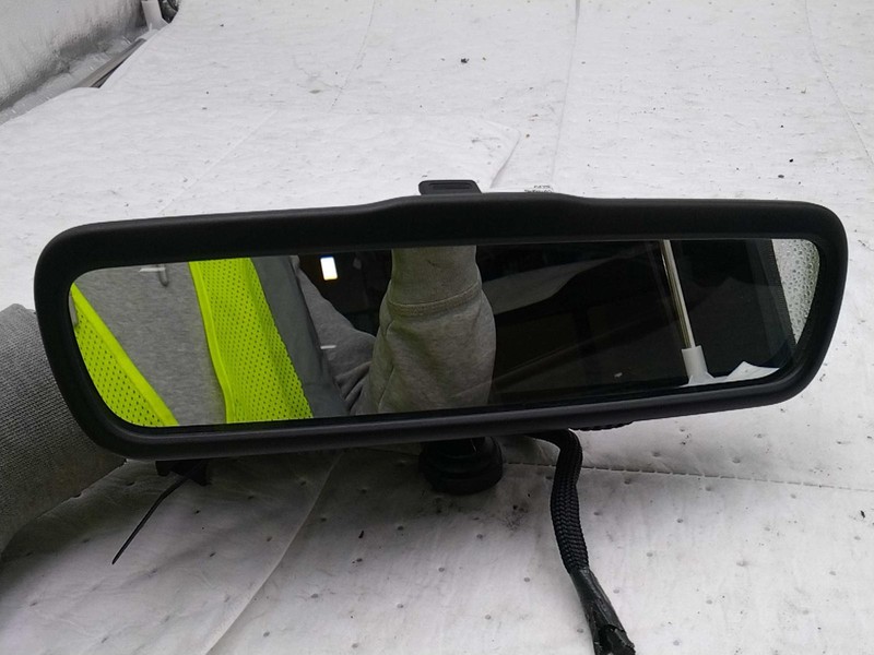 Used Front Center Interior Rear View Mirror fits: 2016 Jeep Grand cherokee manua