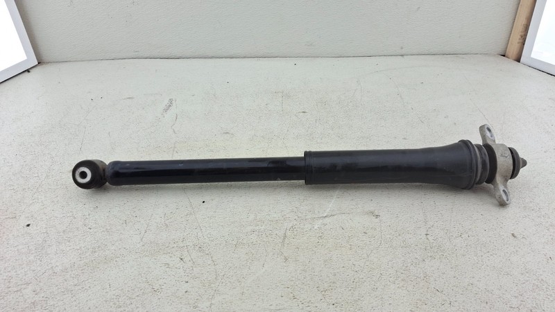 2020-2022 KIA SOUL REAR RIGHT SUSPENSION SHOCK STRUT ABSORBER OEM