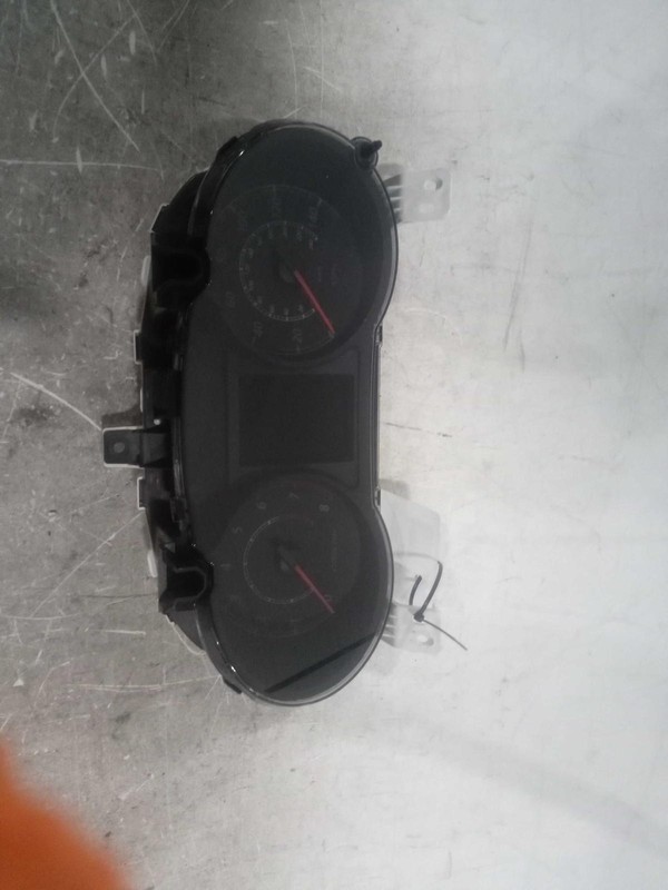 2012 Mitsubishi Outlander Speedometer Gauge OEM White 122K Miles NJ25-14441