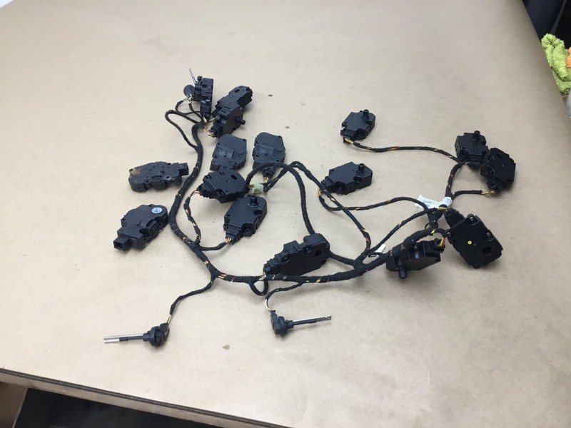 Mercedes S550 W222 2016 HVAC Heater Blend Flap Actuator Wire Harness Set 14-17:O