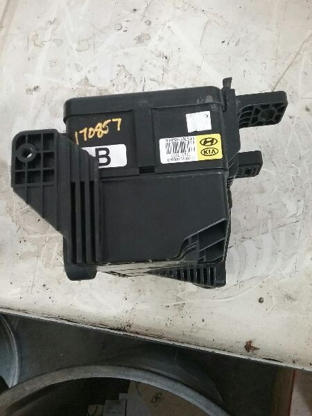 2008-2010 Hyundai Sonata Fuse Box Engine Vin C 8th Digit 2.4L 4 Cylinder