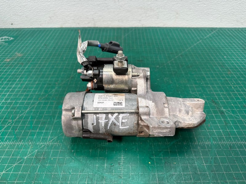 17-19 JAGUAR XE 2.0L engine STARTER MOTOR OEM