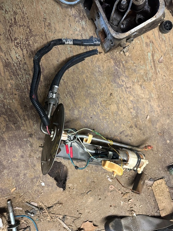 00-03 FORD E150 E250 E350 E450 E550 OEM FUEL PUMP ASSEMBLY & SENDING UNIT