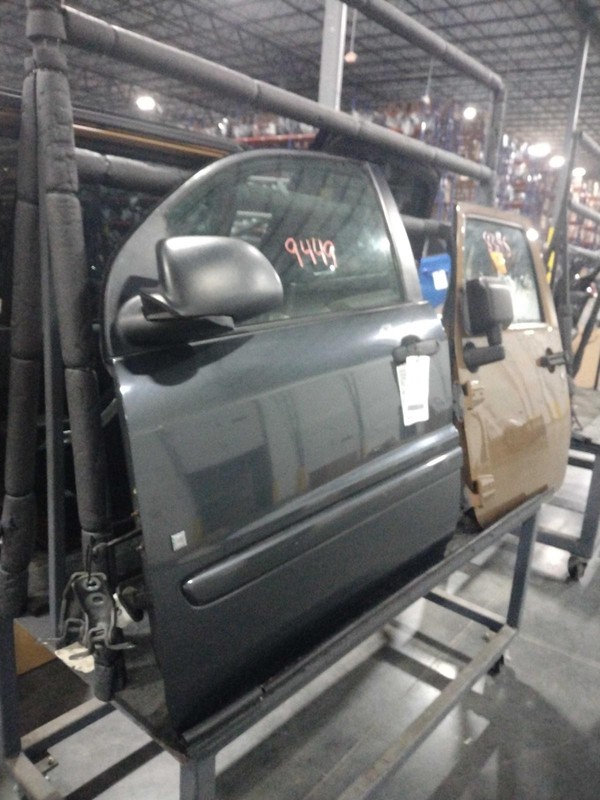 2009 Chevrolet Equinox Left Door Grey 4DR SUV OEM Used Part 72000 Miles