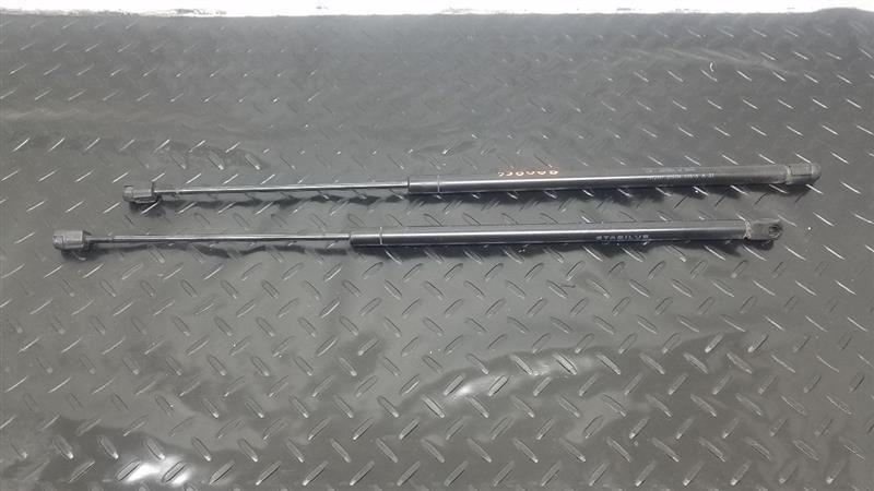 02-09 GMC Envoy Liftgate Glass Support Struts Pair OEM 15093449