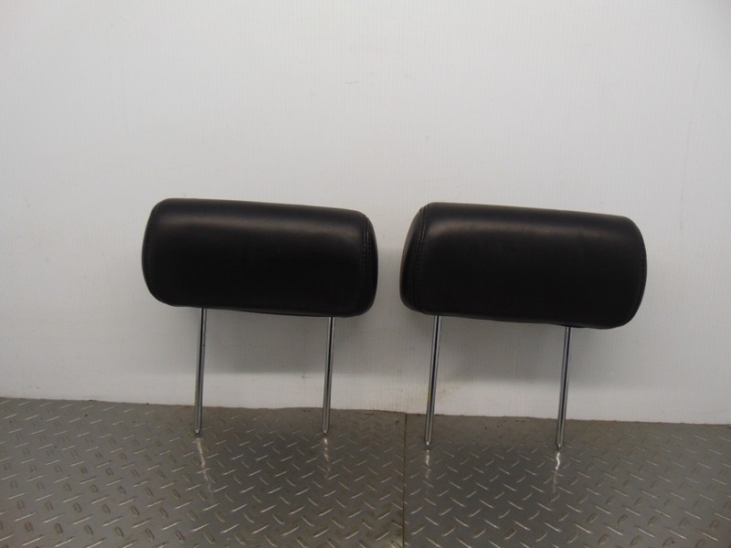 07-13 TAHOE YUKON SUBURBAN REAR 2ND ROW HEADRESTS PAIR SET LEFT & RIGHTBLACK