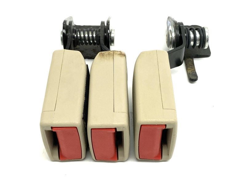 Rear Seat Belt Buckles Left and Right Fits 2011-2013 Buick Regal 80145
