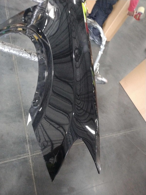 2013 BMW X3 Right Fender Black Used OEM 567233 - Scratches, 131k Miles