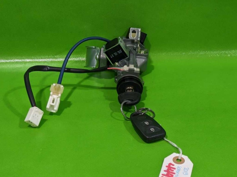 11-13 SORENTO IGNITION SWITCH CYLINDER HOUSING W/KEY OEM 4493-8