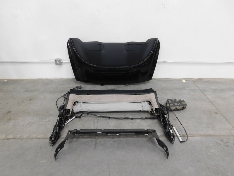 2014 12 - 18 Aston Martin V12 Vanquish Convertible Top Assembly #1697 B-2