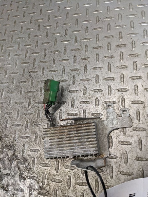 90-93 Acura Integra OEM fuel resistor box w/pigtail included peak & hol 118