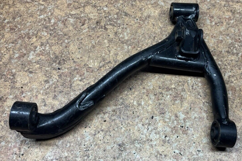 1984 Suzuki LT185E LT185 LT 185 ATV QuadRunner Left Front Lower A Arm Control C6