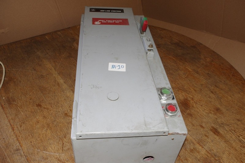 GE 300-Line Control Box Type 12 Enclosure Magnetic Starter CR308C204DGA