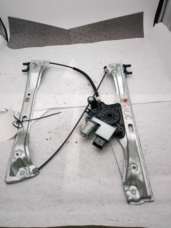 2022 Nissan Pathfinder Left Window Regulator, 53K Miles, OEM, White