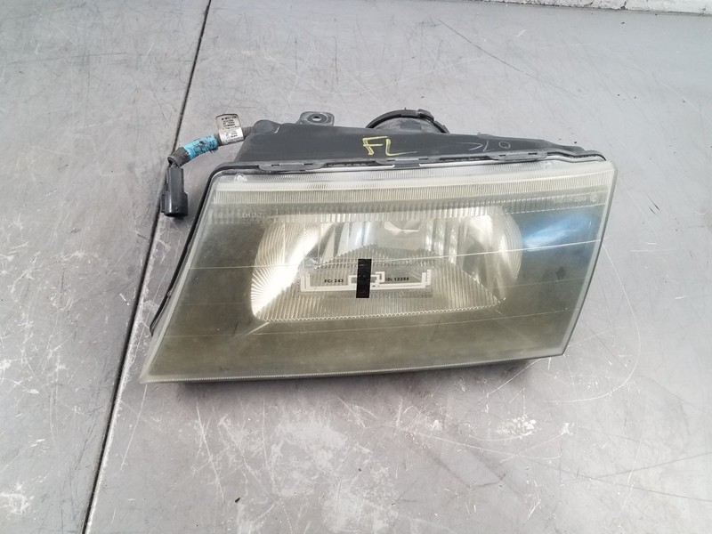 2003 03 04 Mercury Marauder Left Driver Head Light #7132 K6