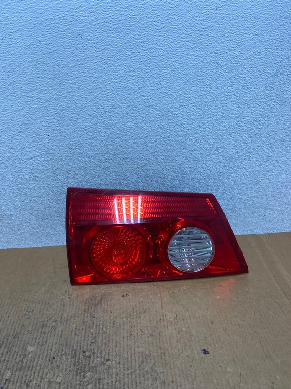 2006 - 2010 Toyota Sienna Left Driver Lh Side Inner Tail Light Oem AE02646 LK