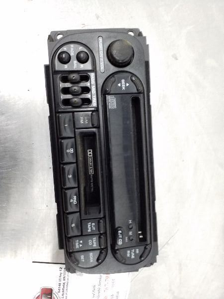 Audio Equipment Radio 2-7 Pin Connectors On Radio Fits 98-02 CONCORDE 182107